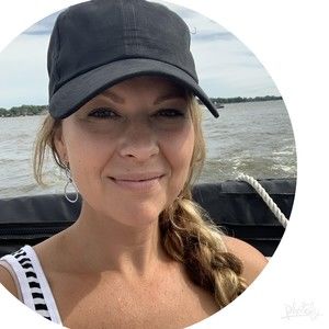 Meet your Posher, Carissa